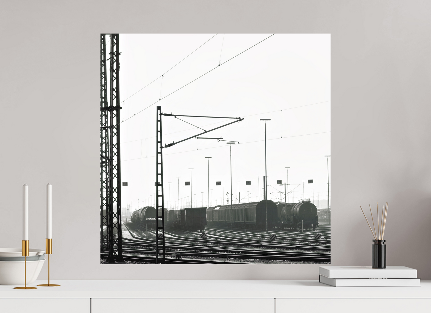 60 x 60 cm, Foto-Druck auf Alu-Dibond (für geschützten Außenbereich) Bahnhof an der SAP-Arena